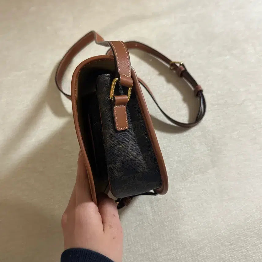 [SOLD OUT] 셀린느 트리오페 폴코백 디미움