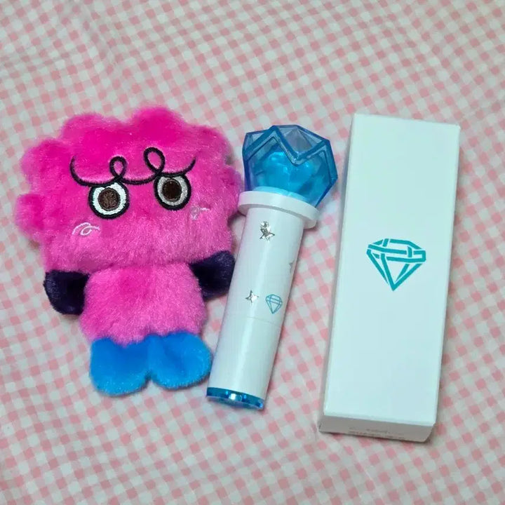 [BUNJANG] SHINee x Amore Collaboration Lip Balm (Sealed) / 샤이니 립밤 샤팅밤 미개봉