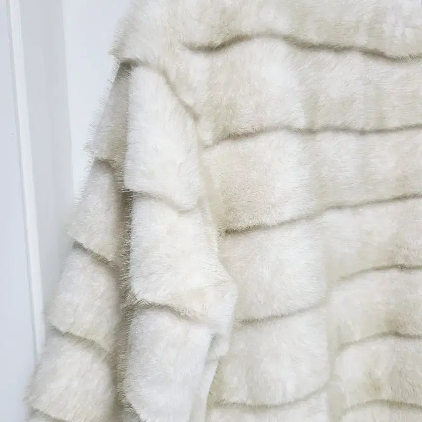 [BUNJANG] High-Quality Mink Eco-Fur Horizontal Jacket / <새상품>고퀄 밍크 에코퍼 호리젠탈 자켓