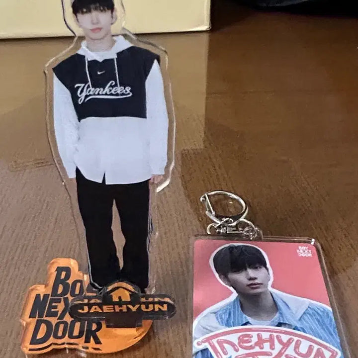 [BUNJANG] BOYNEXTDOOR Jaehyun Acrylic Standee + Keyring / 보넥도 명재현 아크릴 스탠드, 키링