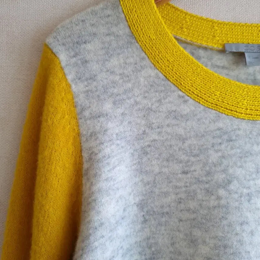 [BUNJANG] COS Yellow Accent Knit Sweater / COS 코스 옐로우 포인트 배색 니트