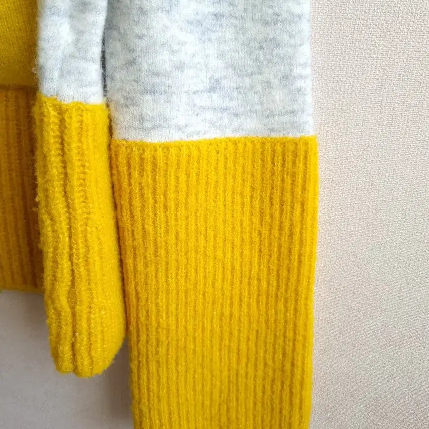 [BUNJANG] COS Yellow Accent Knit Sweater / COS 코스 옐로우 포인트 배색 니트