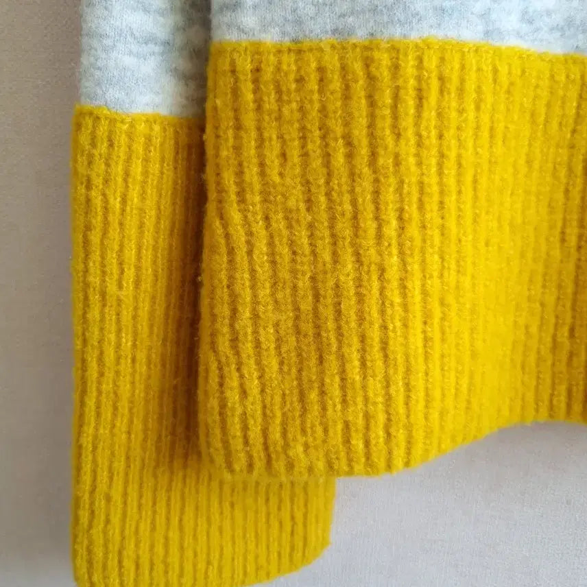 [BUNJANG] COS Yellow Accent Knit Sweater / COS 코스 옐로우 포인트 배색 니트