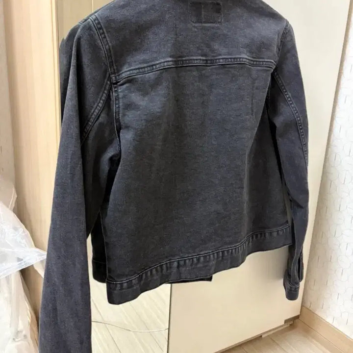 [BUNJANG] Anyone More Black Denim Short Jacket / 에이블리 애니원모어 블랙 데님 숏 청자켓