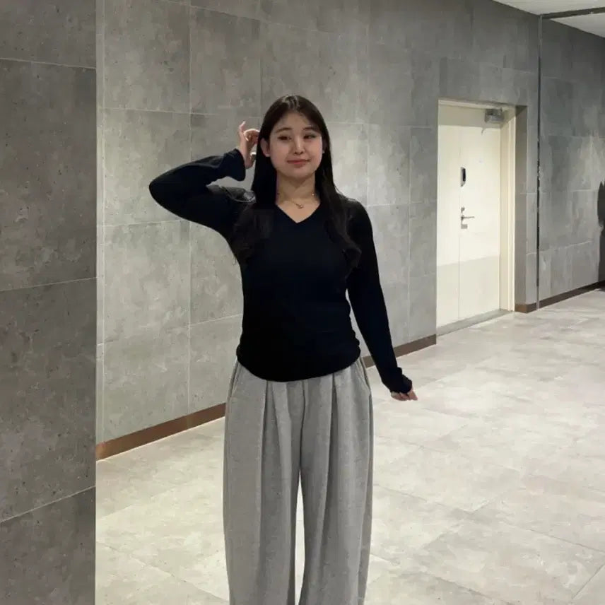 [BUNJANG] V-Neck Black T-Shirt / 새상품 66~88 브이넥 팔뚝 널널함