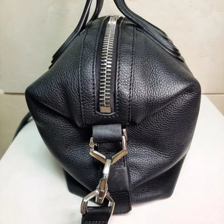 [BUNJANG] Givenchy Nightingale Small Tote Bag + Shoulder Strap / S급)지방시 나이팅게일 스몰 토트백+숄더스트랩