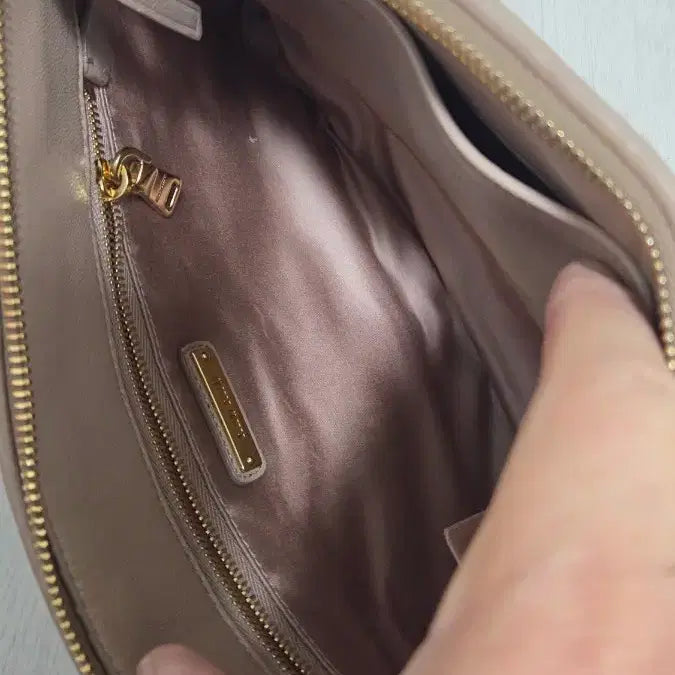 [BUNJANG] Miu Miu Matelassé Shoulder Bag Pink / (정품)미우미우 마테라쎄 숄더백 핑크