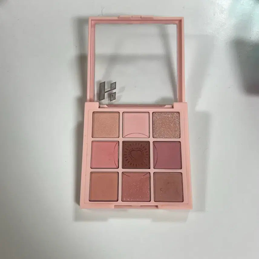 [BUNJANG] Holika Holika Pinkology Eyeshadow Palette / 홀리카홀리카 핑크올로지