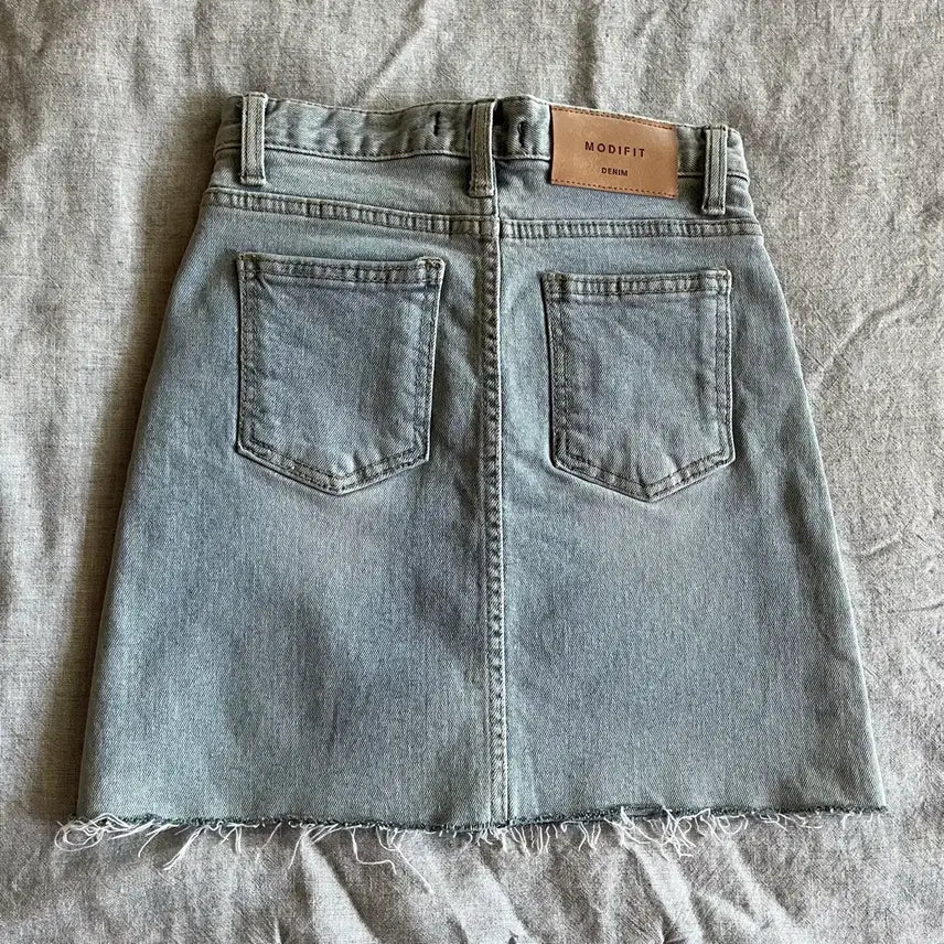 [BUNJANG] Modifit Denim Skirt / 모디핏 자체제작 연청치마 데님스커트 판매 키작녀 에이블리 지그재그