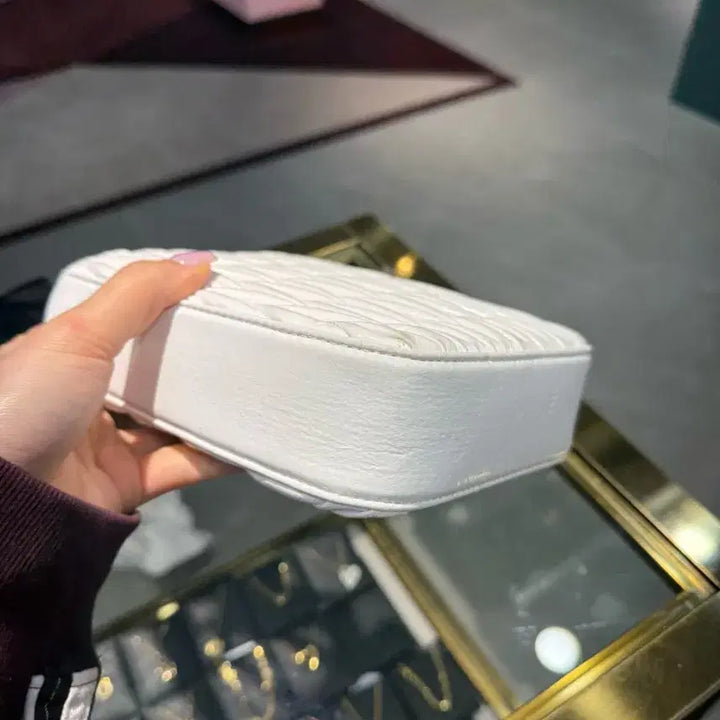 [BUNJANG] Miu Miu White Mini Matelassé 2WAY Bag / 미우미우 화이트 미니 마테라쎄 2WAY백