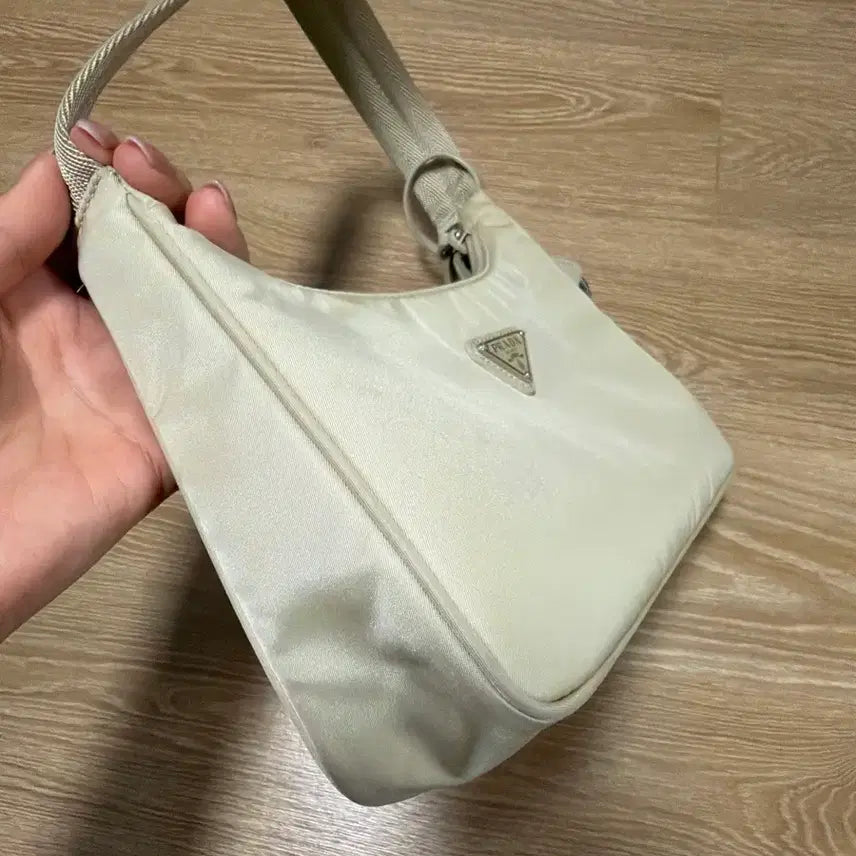 [BUNJANG] Prada Re-Edition 2000 Re-Nylon Mini Bag / 프라다 리에디션 2000 리나일론 미니백