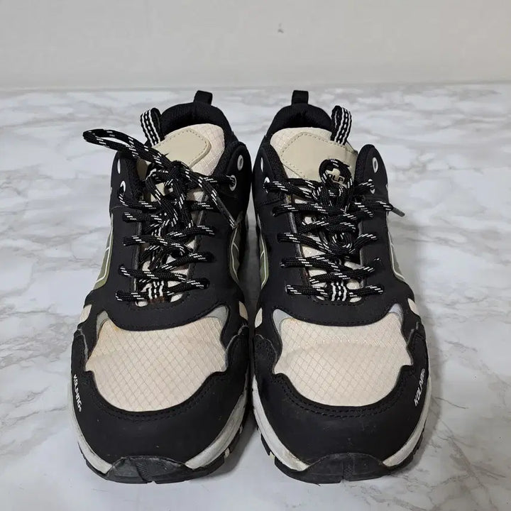 [BUNJANG] Trekking Shoes (Women's) Size 235 / 콜핑 여성 트레킹화 등산화 235 (신1110)