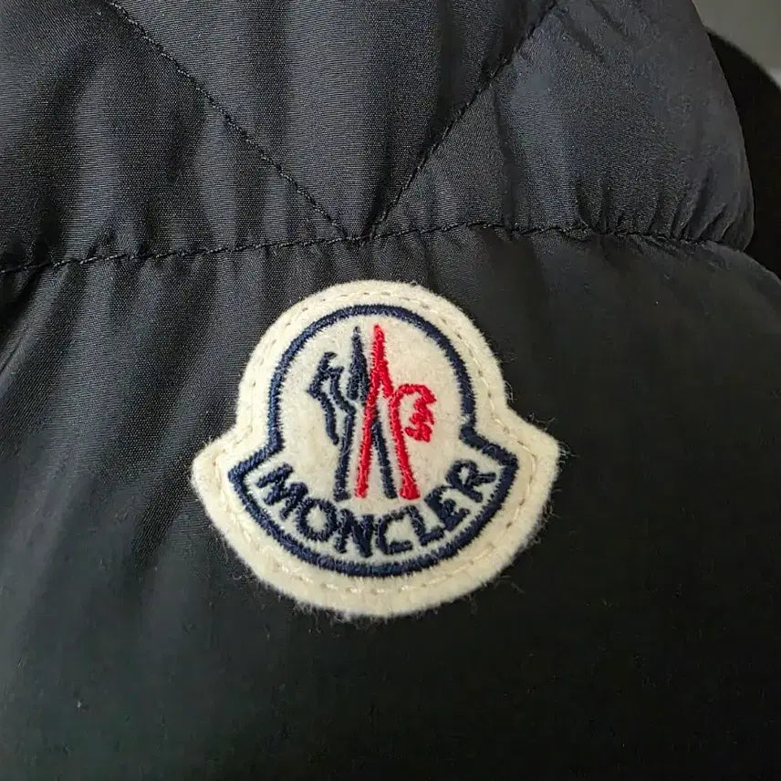 [BUNJANG] Moncler Cluny Padded Jacket / (백화점판) S급 몽클레어 클루니 6사이즈