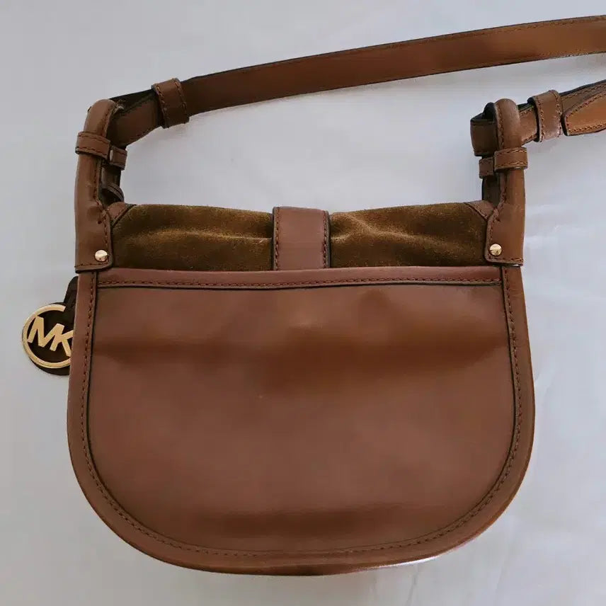 [BUNJANG] Michael Kors Jamie Medium Suede Saddle Bag / 마이클코어스  제이미 미디움 스웨이드 새들 백