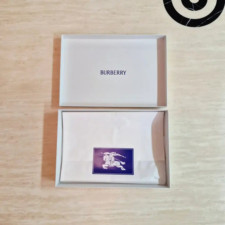 [BUNJANG] Burberry Gift Set / [백화점정품]버버리 박스+쇼핑백+리본+속지 풀구성품,버버리 가방,버버리