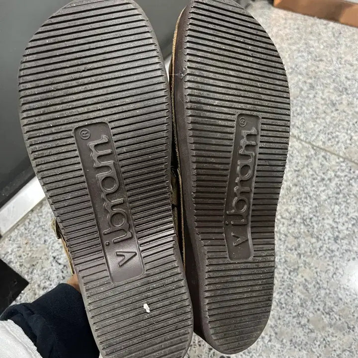 [SOLD OUT] 오로라슈즈 미들잉글리쉬 러프아웃 스웨이드 8.5d 265