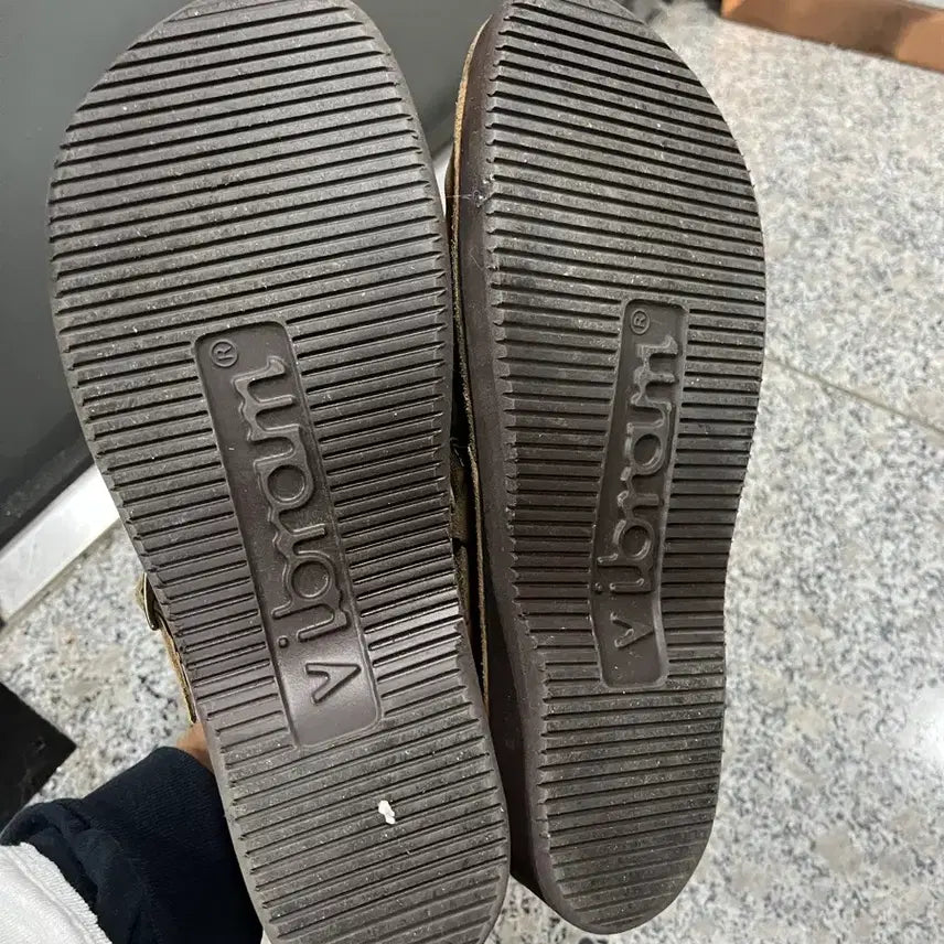 [SOLD OUT] 오로라슈즈 미들잉글리쉬 러프아웃 스웨이드 8.5d 265