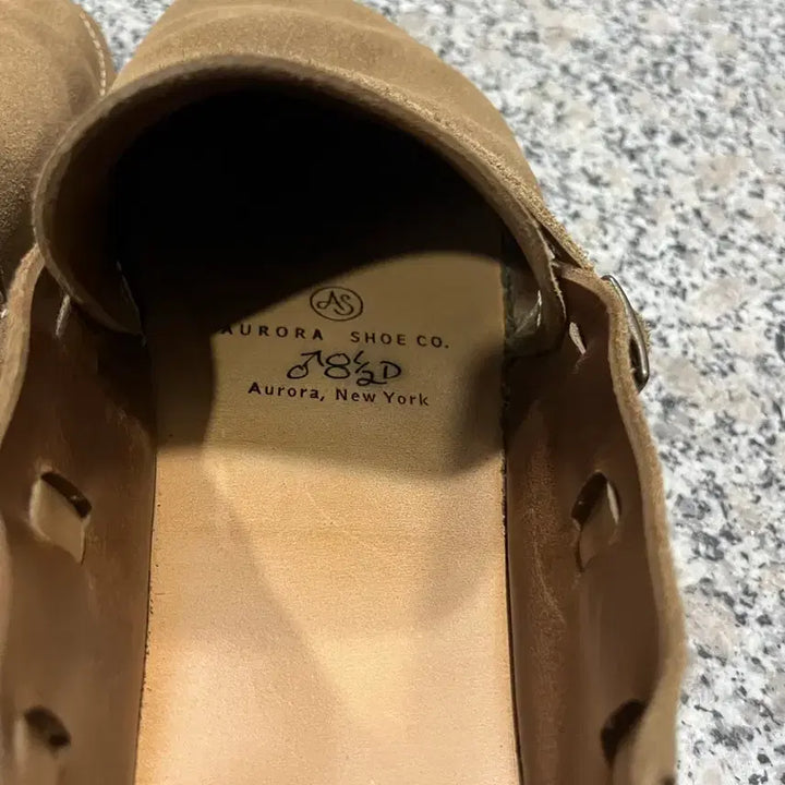 [SOLD OUT] 오로라슈즈 미들잉글리쉬 러프아웃 스웨이드 8.5d 265