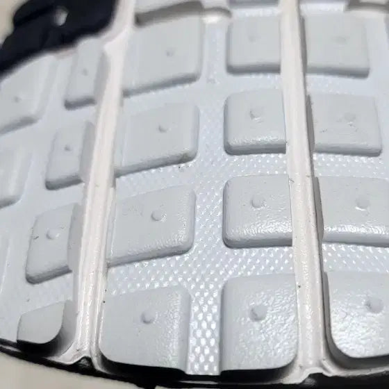 [BUNJANG] Nike Vomero 5 Vast Grey 2023 Sneakers / [305]보메로5 바스트그레이 2023 BV1358-001