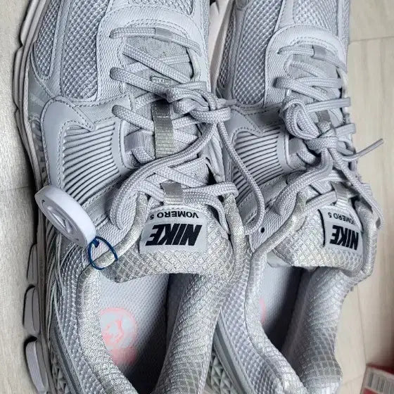 [BUNJANG] Nike Vomero 5 Vast Grey 2023 Sneakers / [305]보메로5 바스트그레이 2023 BV1358-001