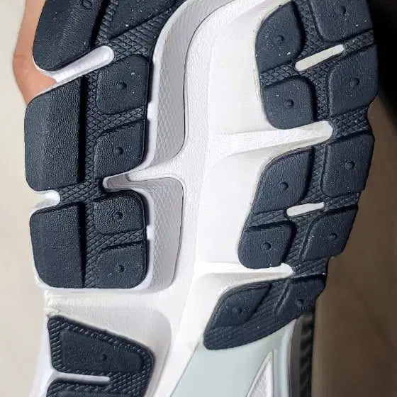 [BUNJANG] Nike Vomero 5 Vast Grey 2023 Sneakers / [305]보메로5 바스트그레이 2023 BV1358-001