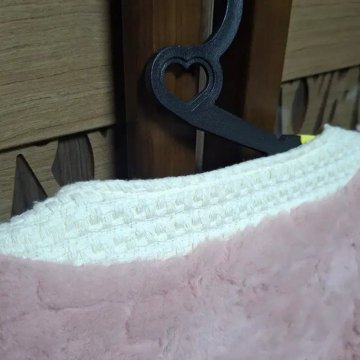 [BUNJANG] Pink Fur Tweed Jacket / 핑크 퍼 트위드 자컷 (FREE)