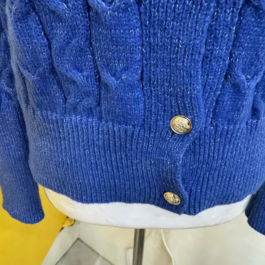 [BUNJANG] Sailor Collar Cable Knit Cardigan / 진주 세일러카라 블루 케이블 니트 가디건 | 골드버튼 포인트
