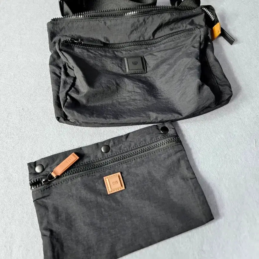 [BUNJANG] Daks Black Mini Crossbody Bag / 공용)  닥스 블랙  초경량 미니 크로스