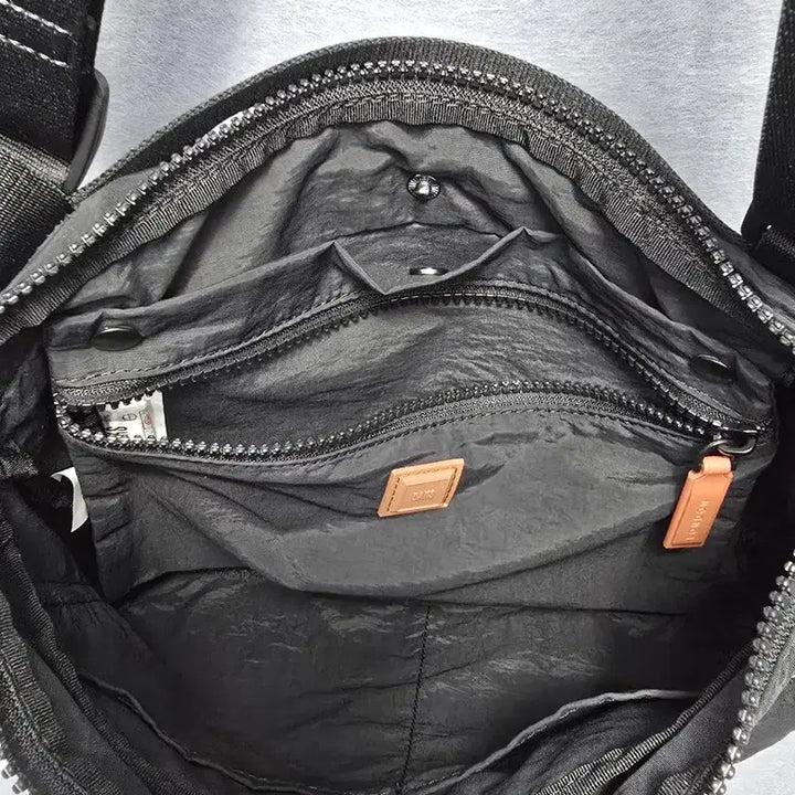 [BUNJANG] Daks Black Mini Crossbody Bag / 공용)  닥스 블랙  초경량 미니 크로스