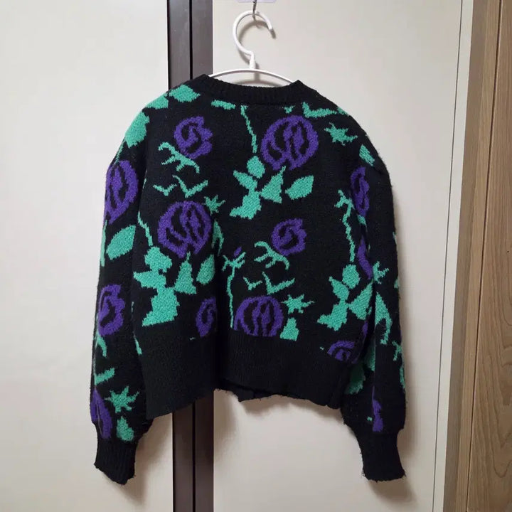 [BUNJANG] Vintage Black Rose Pattern Cardigan / 블랙 장미 패턴 빈티지 가디건