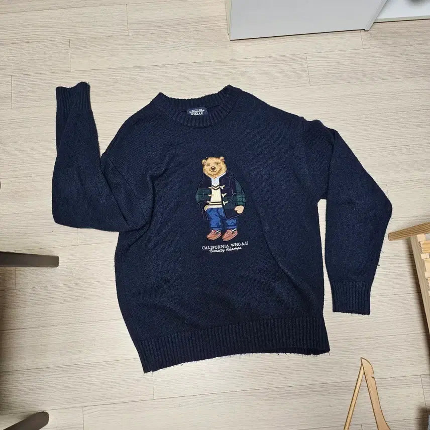 [SOLD OUT] 후아유 곰돌이 자수 니트 XL