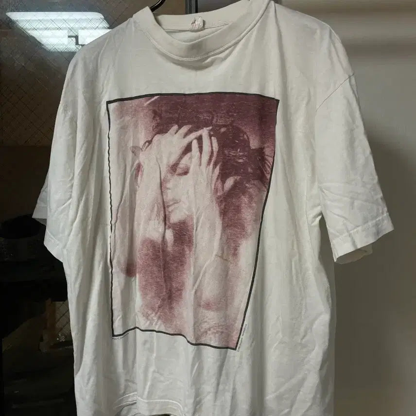 [SOLD OUT] 90s 프렌치 포트레이트 티셔츠