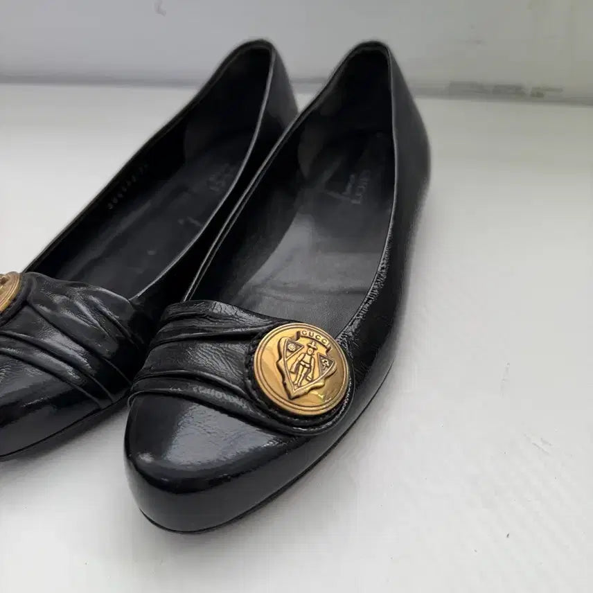 [BUNJANG] Gucci Patent Leather Flat Shoes / 정품) 구찌 블랙 페이턴트 가죽 플랫슈즈 36
