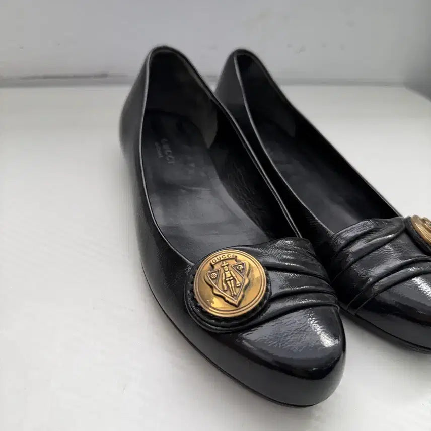 [BUNJANG] Gucci Patent Leather Flat Shoes / 정품) 구찌 블랙 페이턴트 가죽 플랫슈즈 36