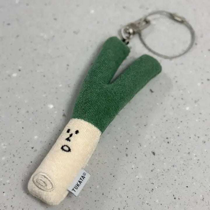 [BUNJANG] Tukata Leek Keyring Doll / TUKATA 뚜까따 대파 키링 인형 야채키링