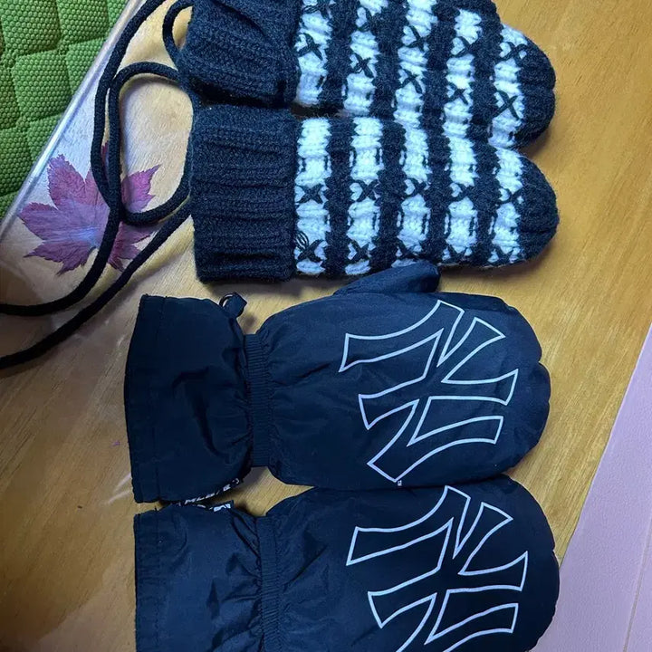 [BUNJANG] MLB Kids Knit Mittens / 유아동 니트 벙어리 장갑 / MLB 벙어리 장갑(5~7세추천)
