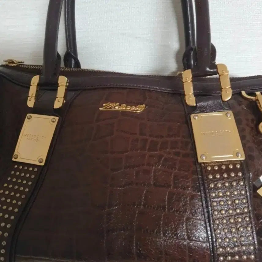 [BUNJANG] Metro City Crocodile Pattern Tote Bag Dark Brown / 메트로시티 악어 패턴 토트백 다크 브라운