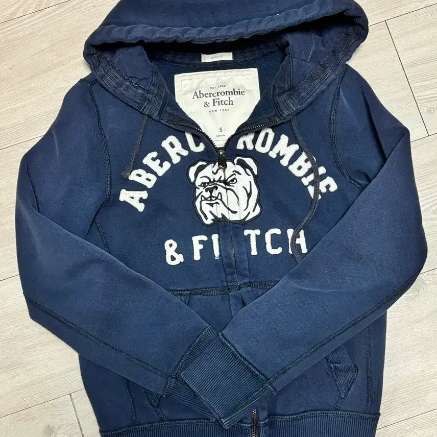 [BUNJANG] Abercrombie Navy Hoodie Zip-up (S) / 아베크롬비 네이비 후드집업 S