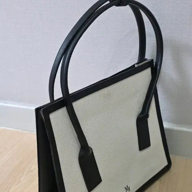 [BUNJANG] MUR Canvas Day Bag Shoulder Bag / MUR(무르) 데이백 캔버스 숄더백