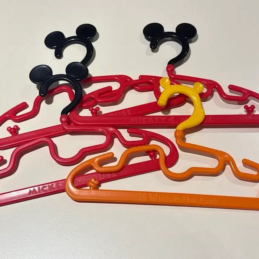 [BUNJANG] Disney Mickey Mouse &amp; Pooh Hanger Set / (일괄) 디즈니정품 미키마우스 푸우 옷걸이 세트