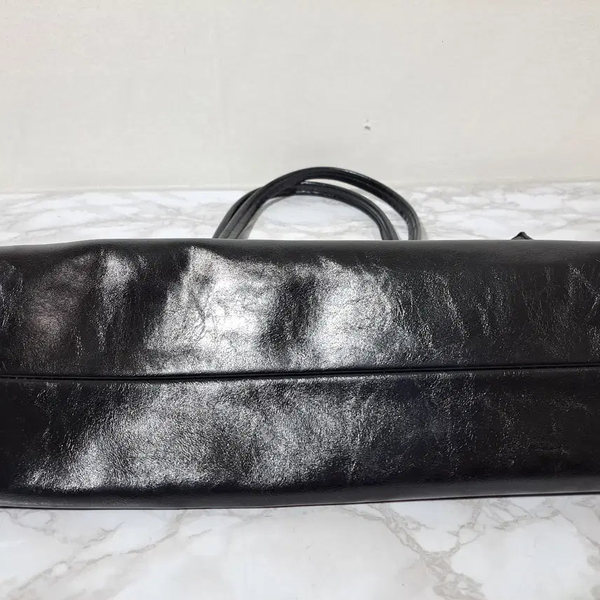 [BUNJANG] Generic Square Glossy Shopper Bag / 여성 사각 광택 쇼퍼백 (잡790)