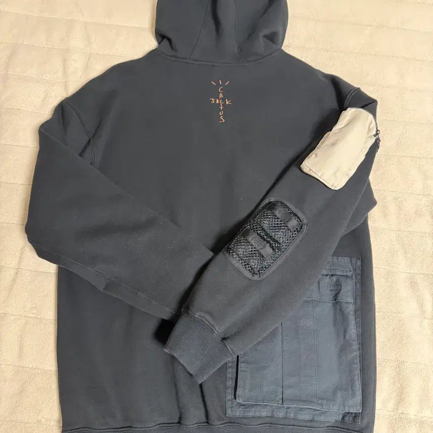 [BUNJANG] Nike Travis Scott NRG Hoodie (M) / (m) 나이키 트레비스 스캇 nrg 후드티 팝니다.