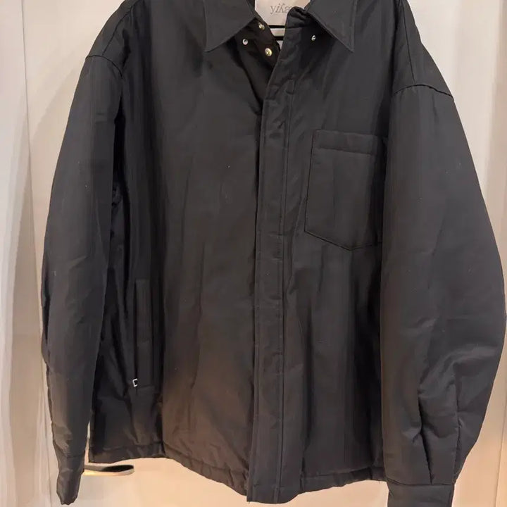[BUNJANG] Yiyae Black Padded Shirt Jacket (Size M) / Yiyae 이예 셔츠 패딩 자켓 블랙 m