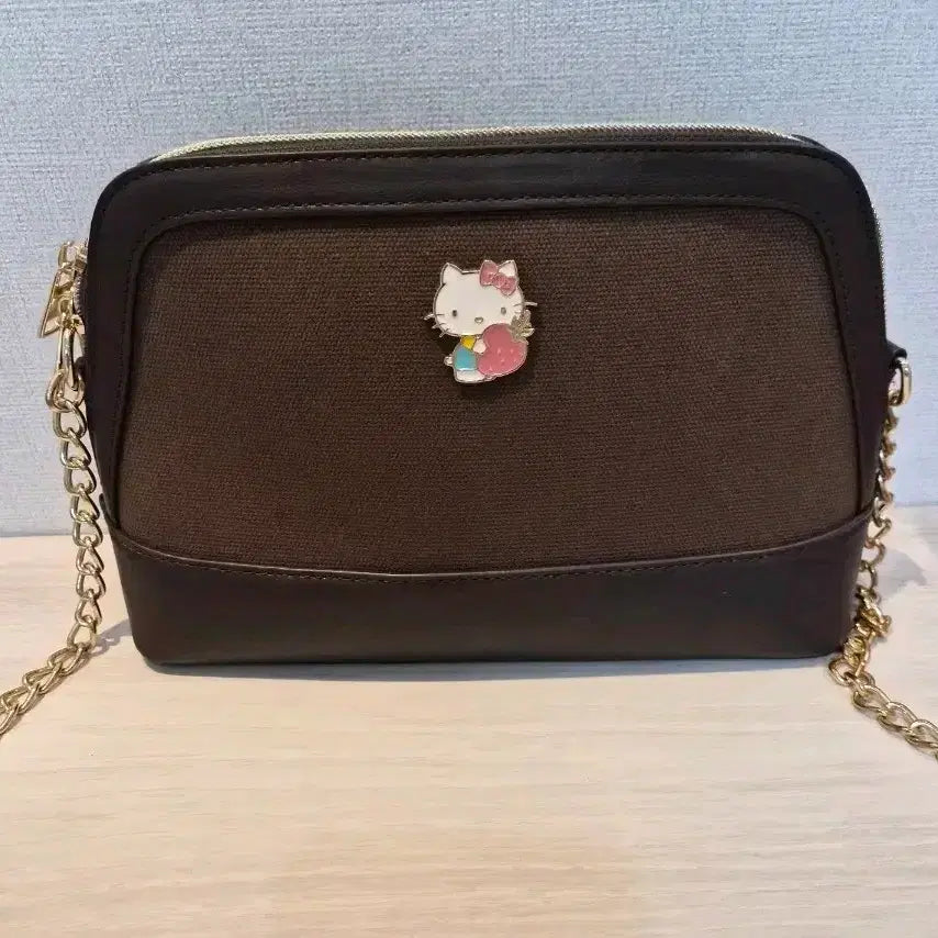 [BUNJANG] Strawberry Kitty Crossbody Bag / (무배)딸기키티 크로스백