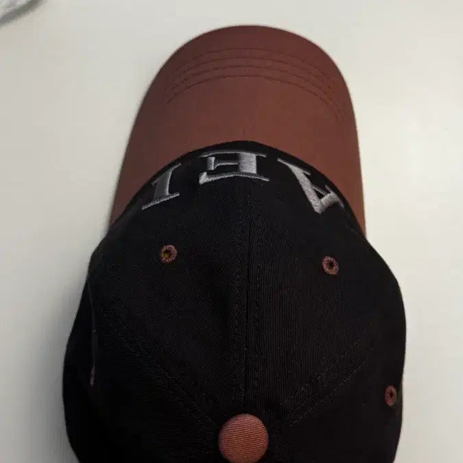 [BUNJANG] Aeiou Ball Cap - Ash Brown / Pink / Aeiou 아에이오우 볼캡-애쉬브라운/핑크