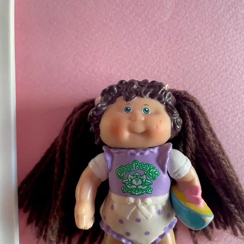 [BUNJANG] 1984s Dark Chocolate Hair Green Eyes Cabbage Patch Kids Figure / 1984s/다크쵸컬릿 헤어컬러에 초록눈의 빈티지양배추 피규어(rare)
