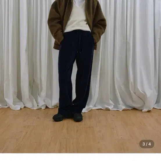[SOLD OUT] ETHOS 에토스 벨벳 벨루어 팬츠 네이비(새상품)