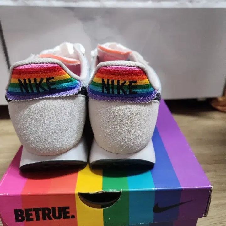 [BUNJANG] Nike Tailwind 79 Be True 2019 Sneakers / 나이키 테일윈드 79 비 트루 2019 255