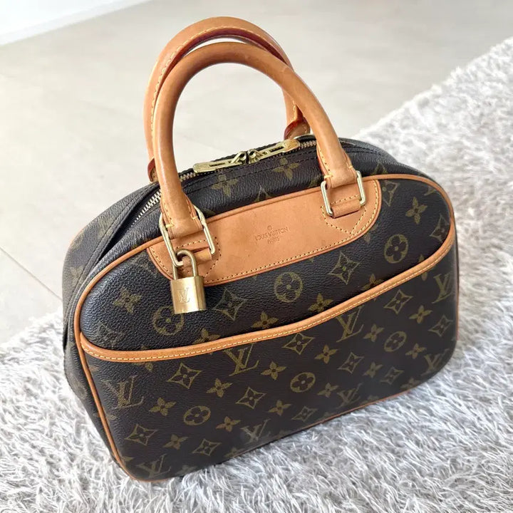 [BUNJANG] Louis Vuitton Monogram Trunville Handbag / 루이비통 모노그램 트루빌 + 스트랩 판매해요:)