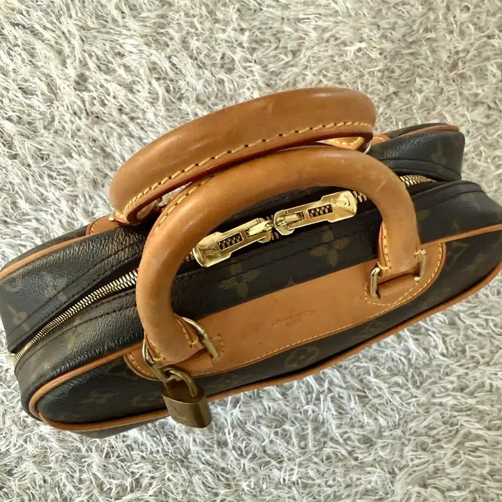 [BUNJANG] Louis Vuitton Monogram Trunville Handbag / 루이비통 모노그램 트루빌 + 스트랩 판매해요:)